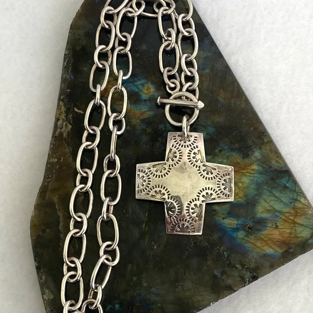 Silpada Sterling Silver 925 Virtuosity Stamped Cross Front Toggle Necklace 17" - Picture 12 of 16